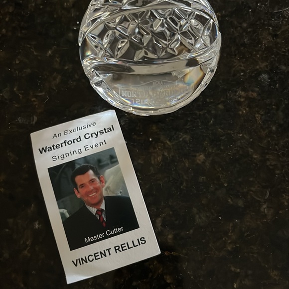 Waterford 2005 Basketball Champions University of North Carolina Paperweight - Picture 4 of 10